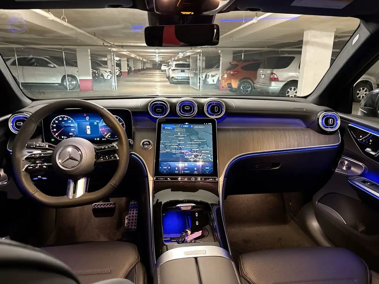 Mercedes-Benz GLC снимка Mercedes-Benz GLC