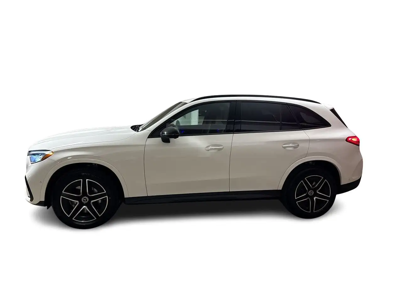 Mercedes-Benz GLC снимка Mercedes-Benz GLC