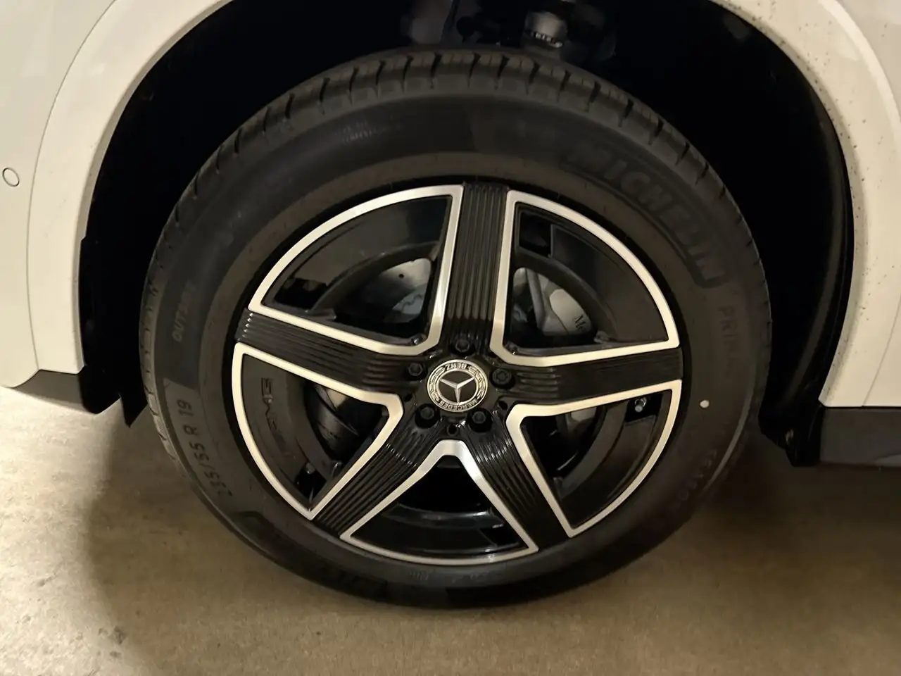 Mercedes-Benz GLC снимка Mercedes-Benz GLC