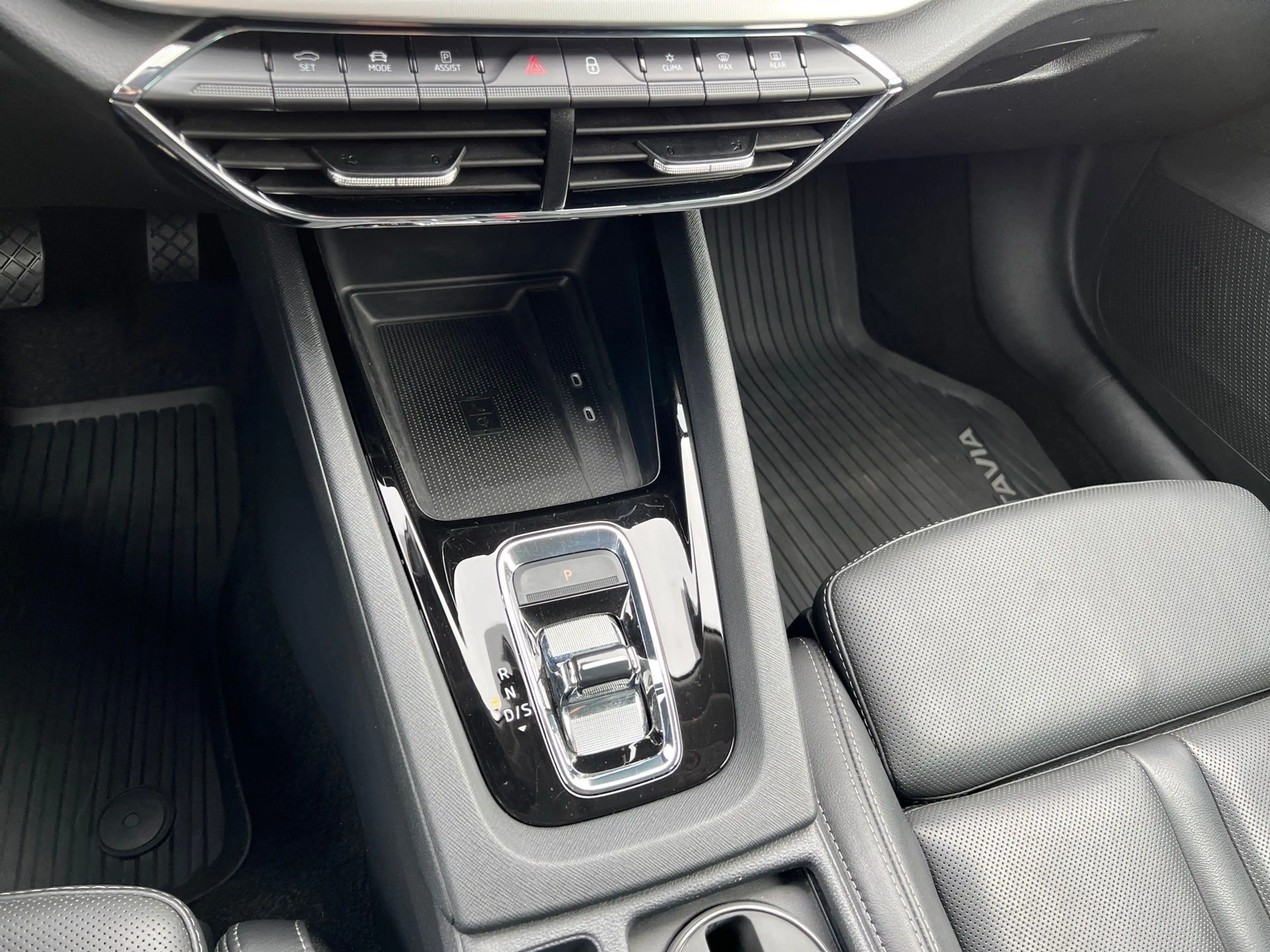 Skoda Octavia Combi 2,0 TDI Style DSG | NP €50.490 — photo 29