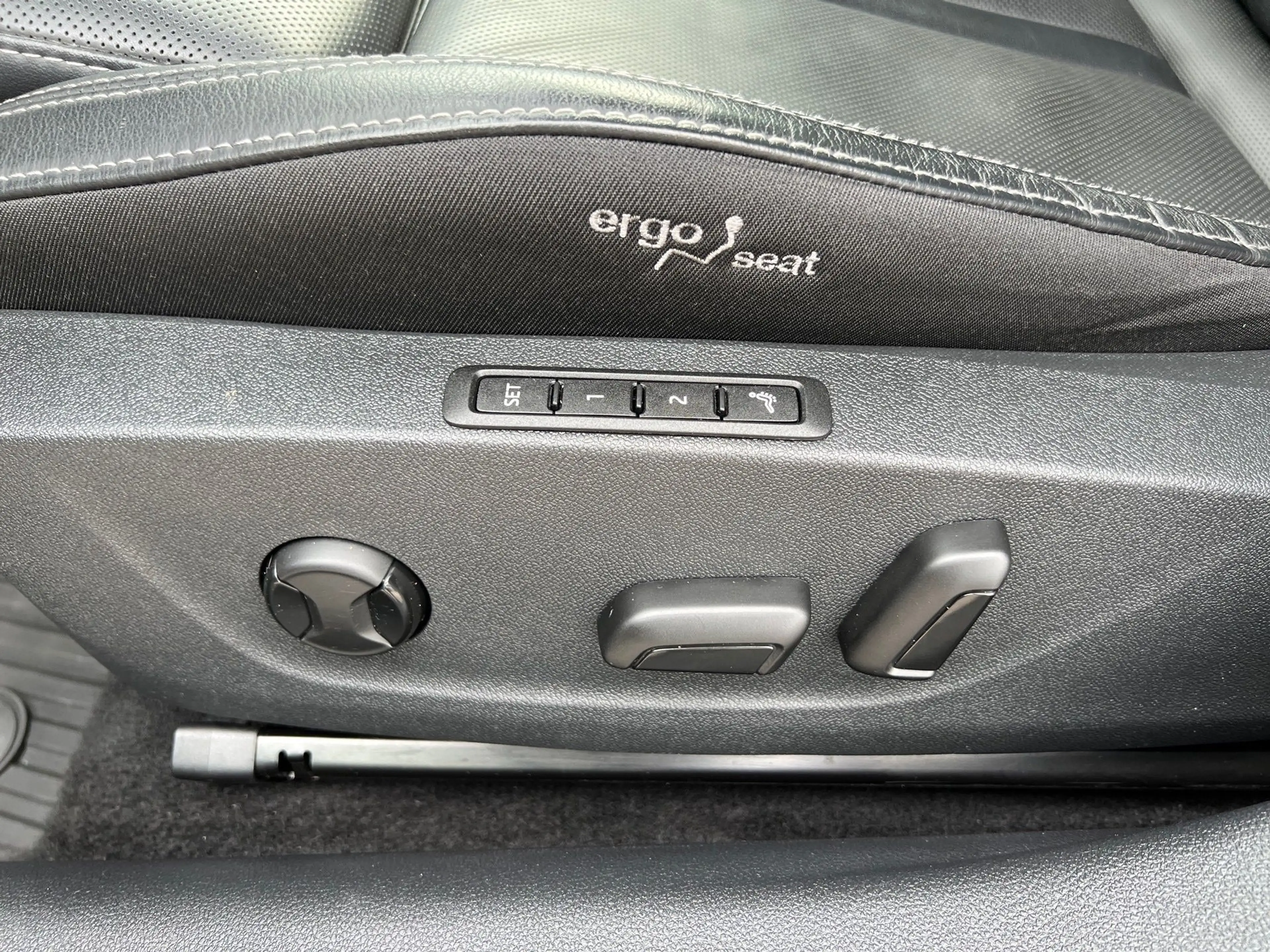 Skoda Octavia Combi 2,0 TDI Style DSG | NP €50.490 — photo 32