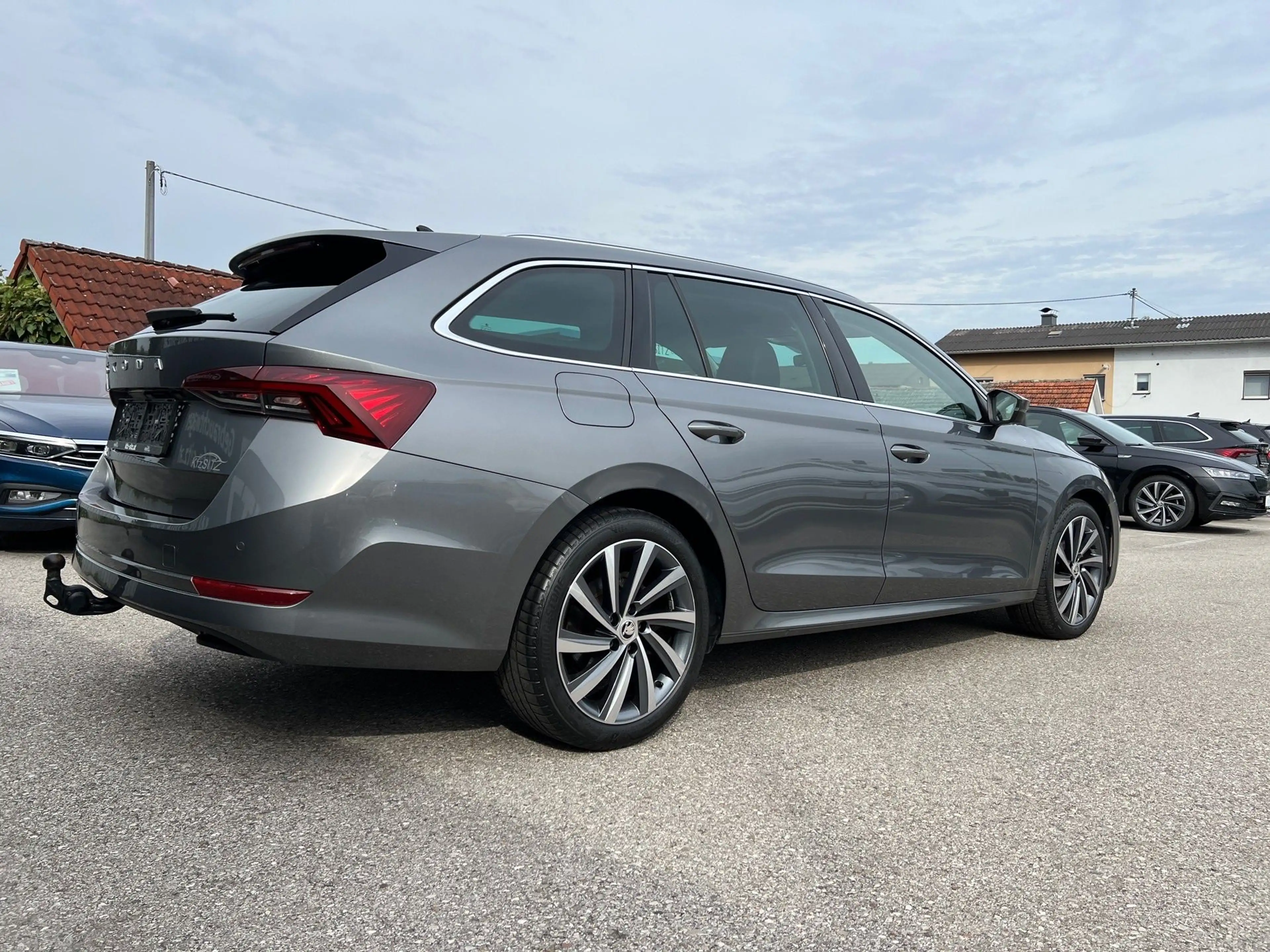 Skoda Octavia Combi 2,0 TDI Style DSG | NP €50.490 — photo 3