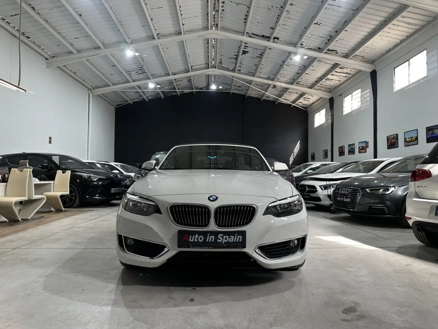 BMW 220 220iA Cabrio Blanc - 2