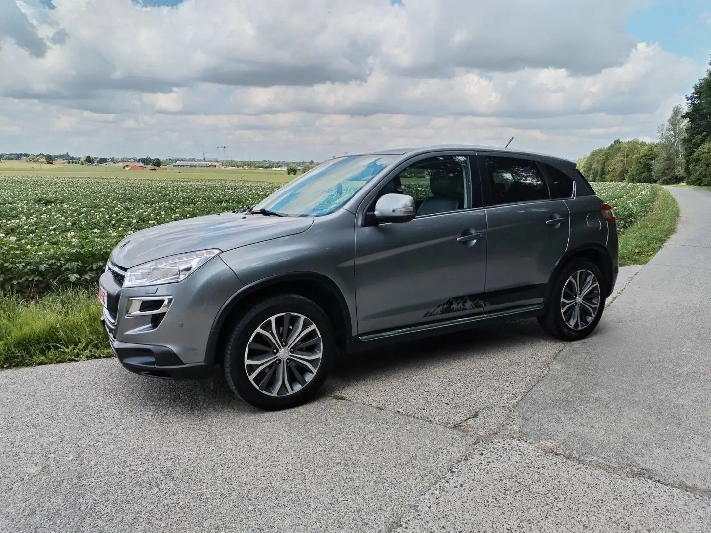 Peugeot 4008 1.6 HDi Allure - 2