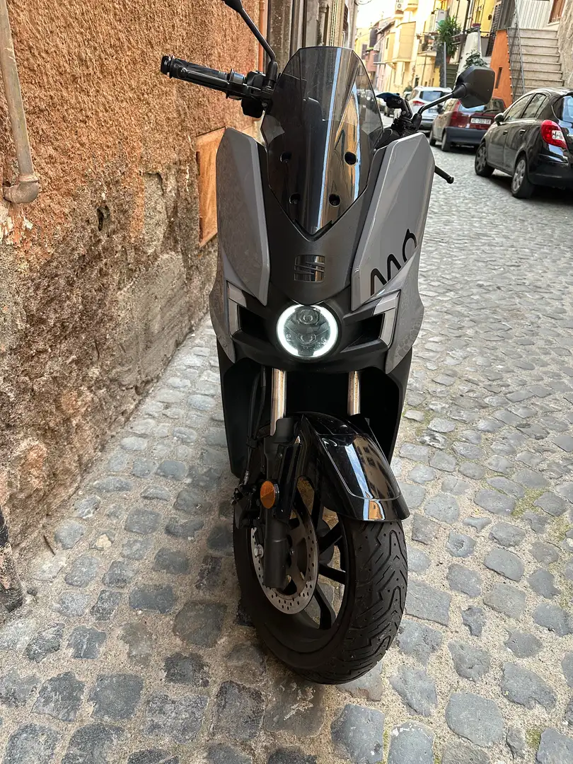 SEAT MO Gris - 2