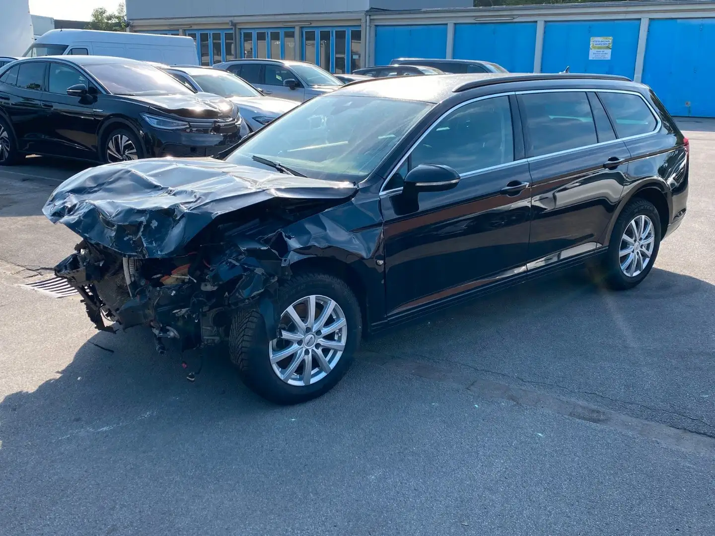 Volkswagen Passat Variant 2.0 TDi DSG Business Negro - 1