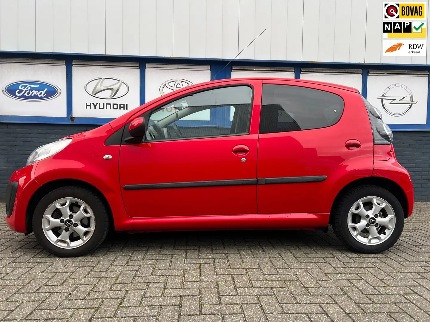 Citroen C1 1.0 First Edition 2012 5DRS. NWE.APK 3495EU Rood - 1