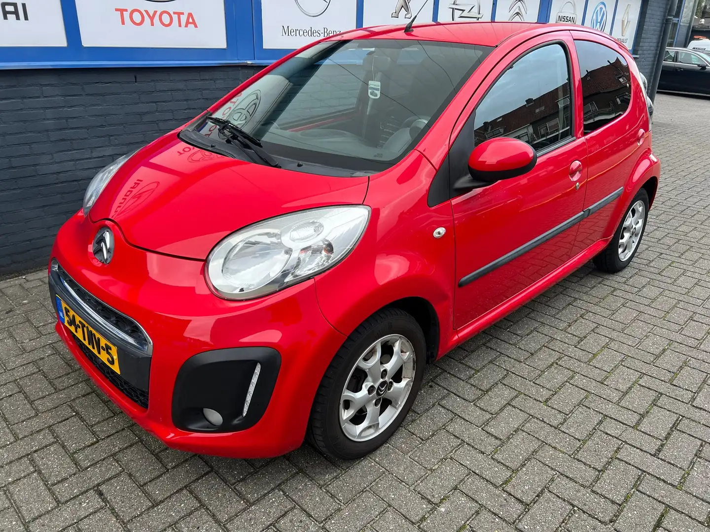 Citroen C1 1.0 First Edition 2012 5DRS. NWE.APK 3495EU Rood - 2
