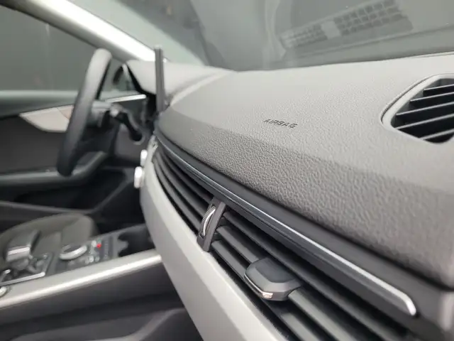 Audi A4 view 15