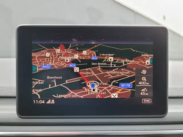 Audi A4 view 14