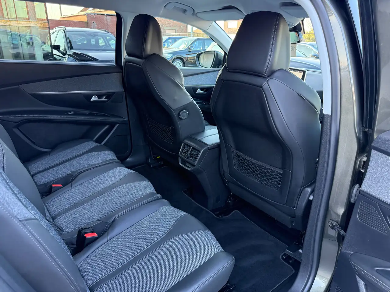 Peugeot 5008 1.2i 130PK NAVIGATIE LEDER CAMERA CARPLAY DAB PDC, миниатюра 30
