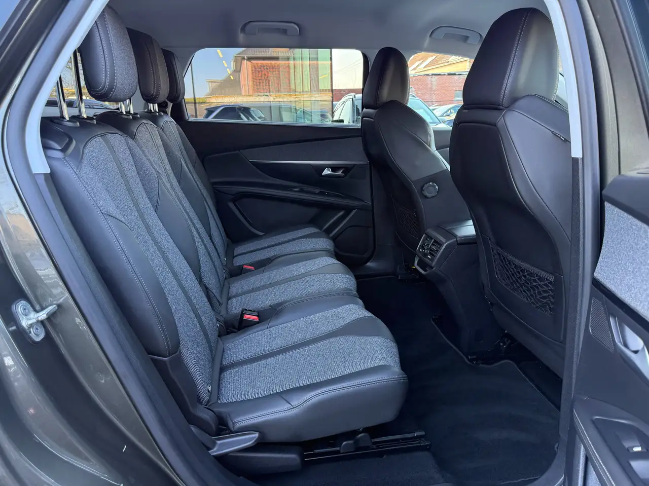 Peugeot 5008 1.2i 130PK NAVIGATIE LEDER CAMERA CARPLAY DAB PDC, миниатюра 29