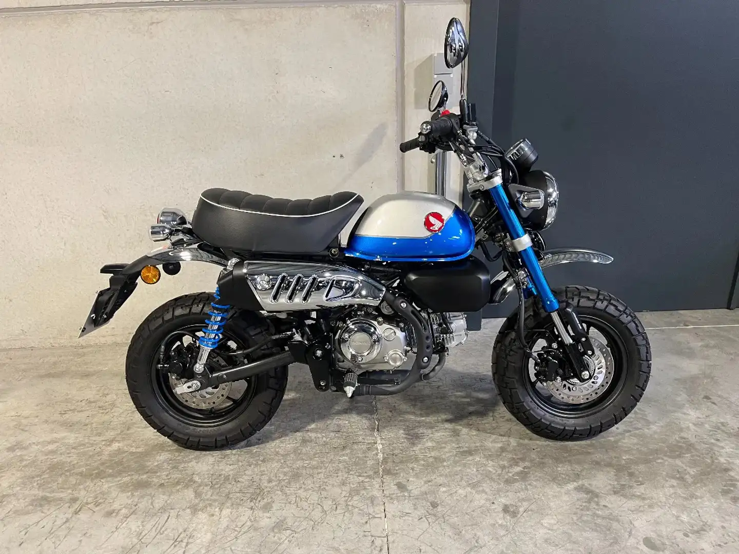 Honda Monkey 125 fun minibike in showroomstaat - 2