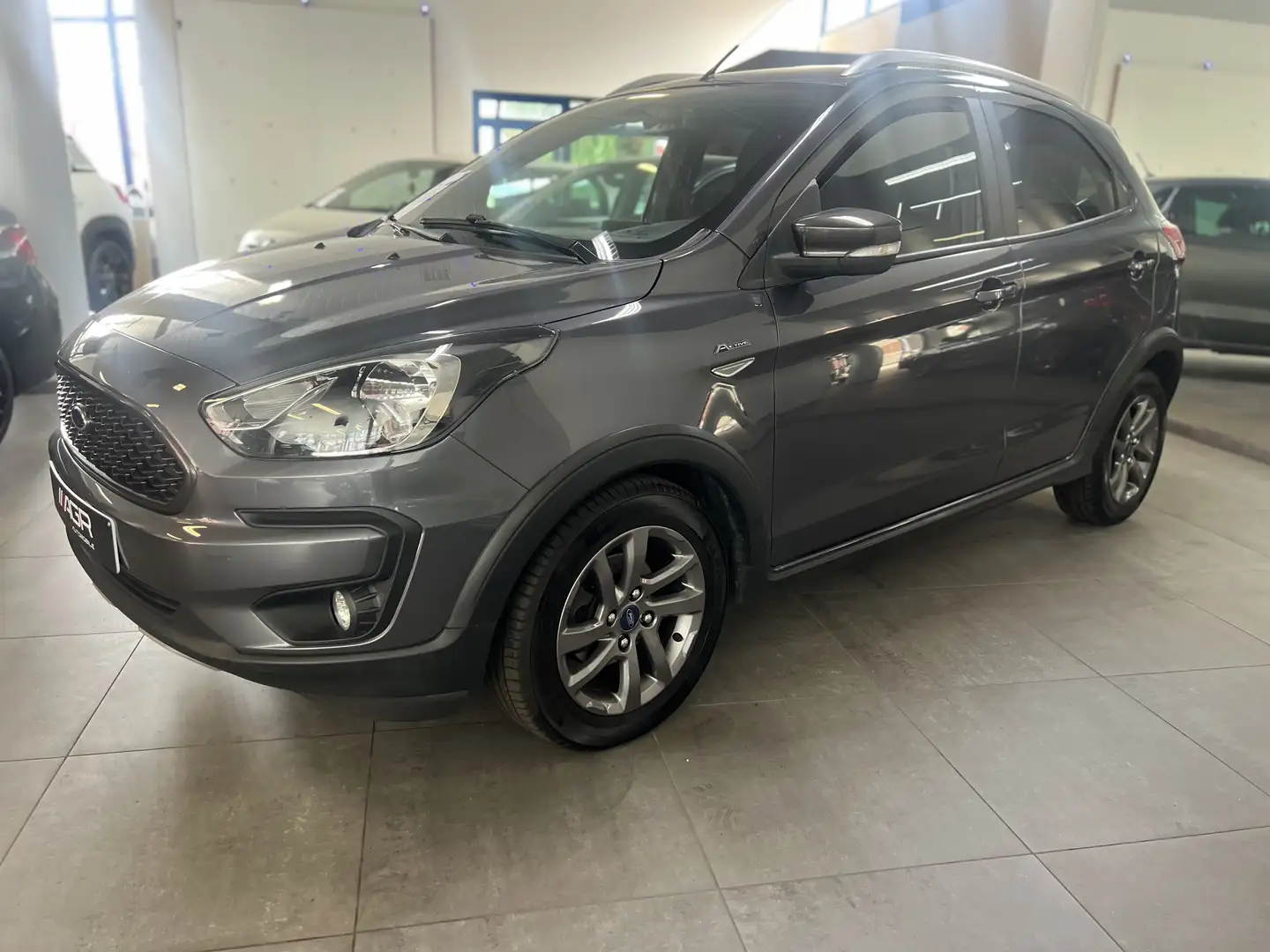 Ford Ka/Ka+ Ka+ Active 1.2i SUPERBE A VOIR ✅✅ Gris - 1