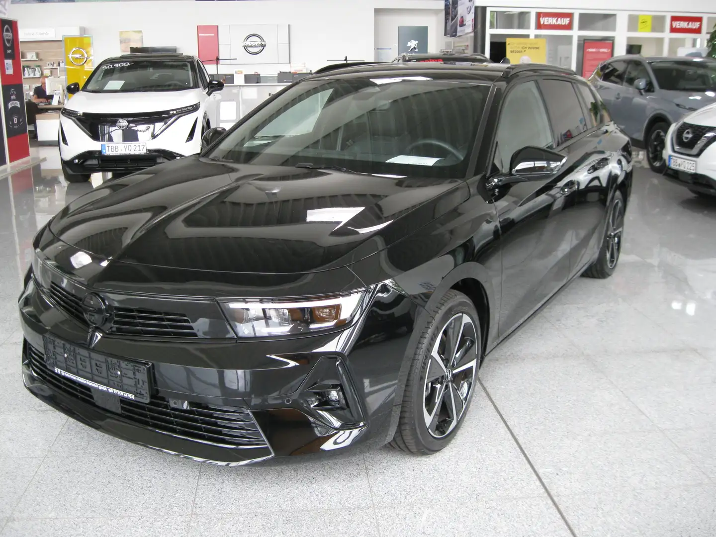 Opel Astra GS Line Schwarz - 1