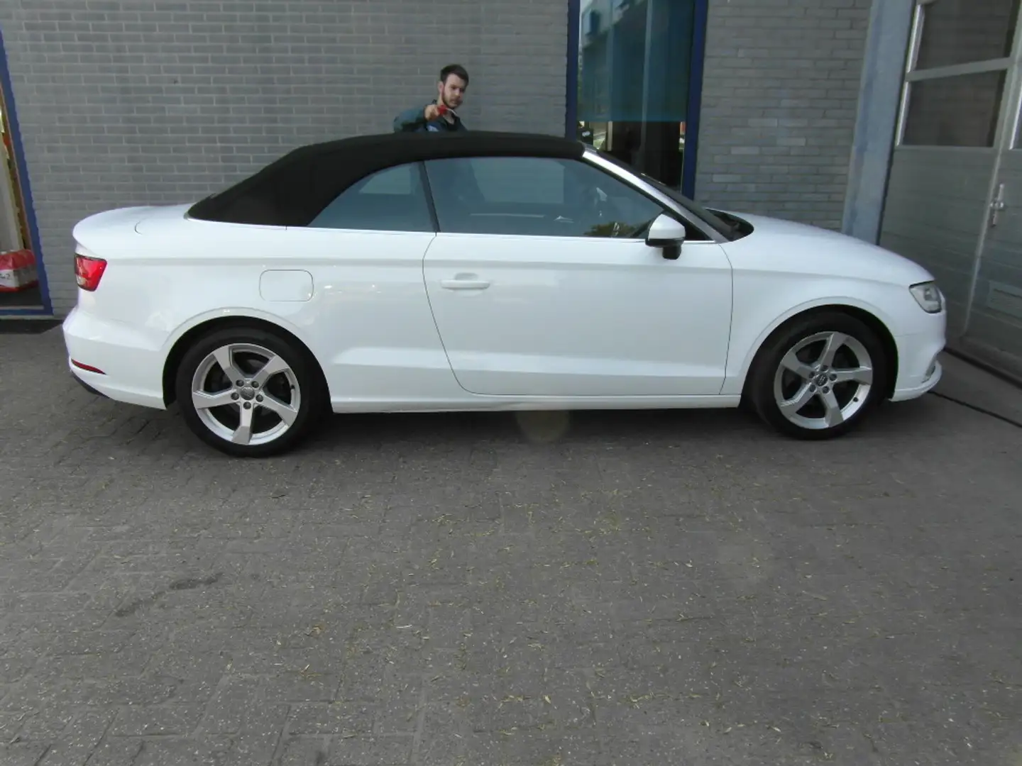 Audi A3 Cabriolet 35 TFSI CoD Sport Inclusief Afleveringsk Wit - 2
