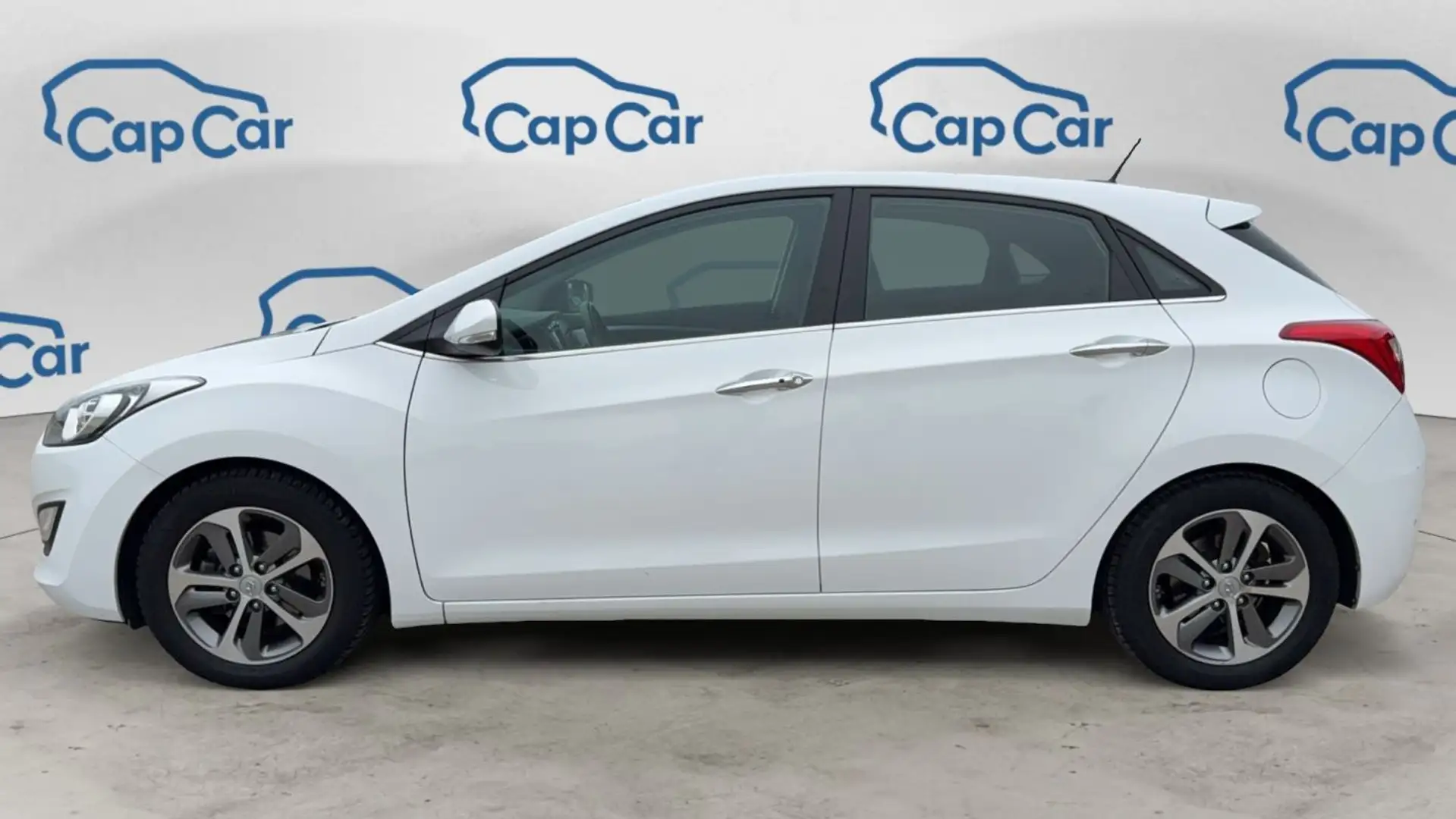 Hyundai i30 1.6 CRDi 110 DCT-7 Creative - Automatique Wit - 2