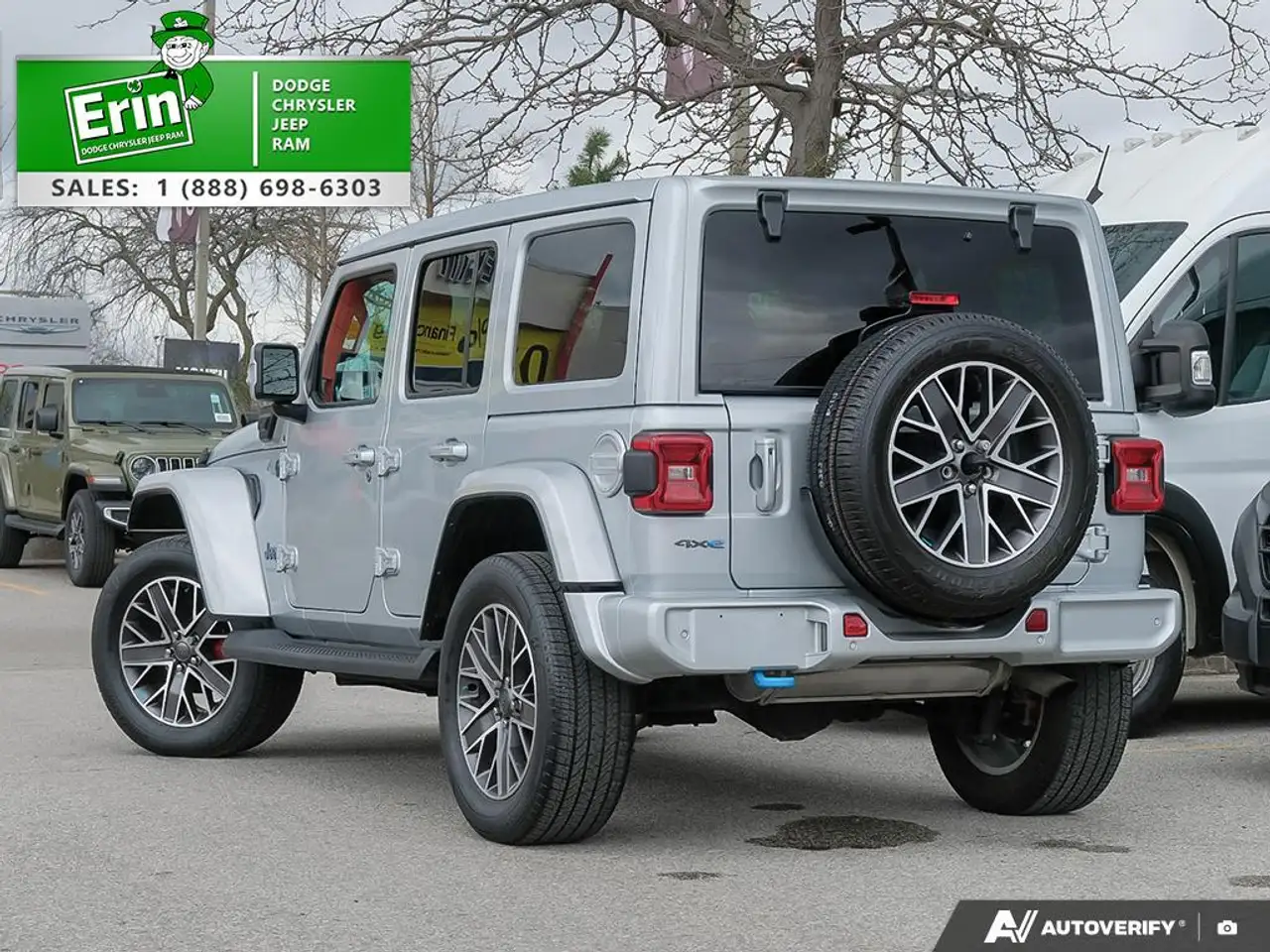 Jeep Wrangler снимка Jeep Wrangler