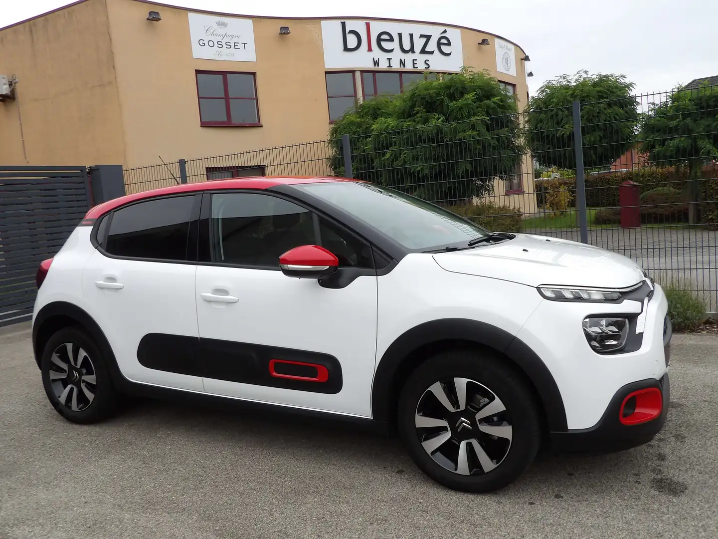 Citroen C3 C3 Pure Tech 83 Shine Blanc - 2