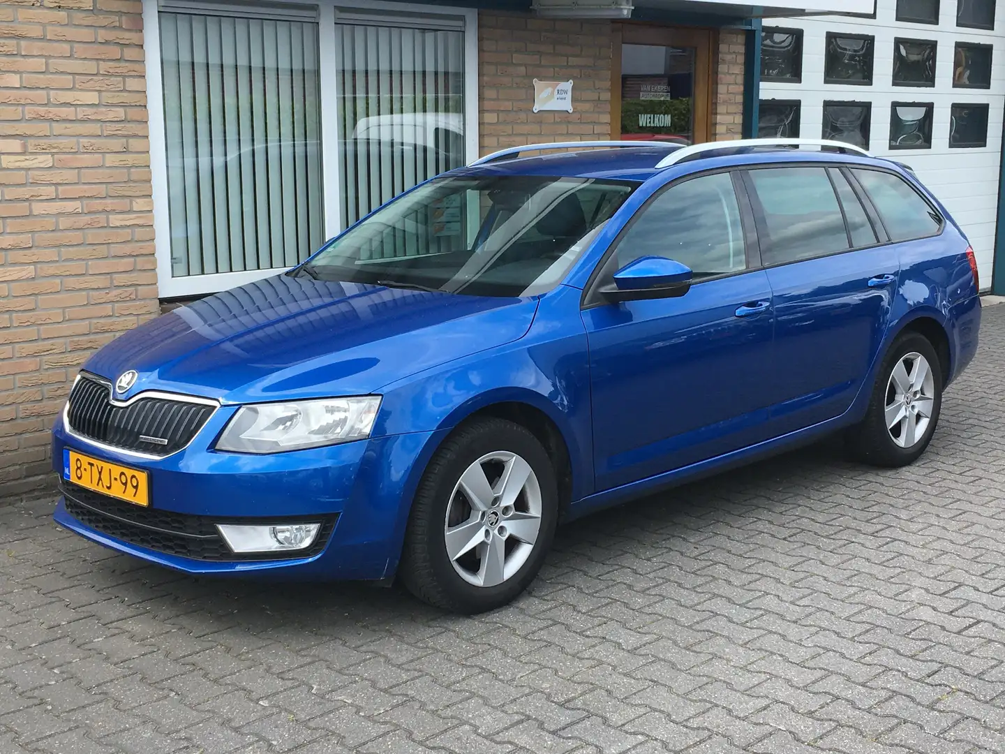 Skoda Octavia Combi 1.6 TDI Greenline Business Albastru - 1