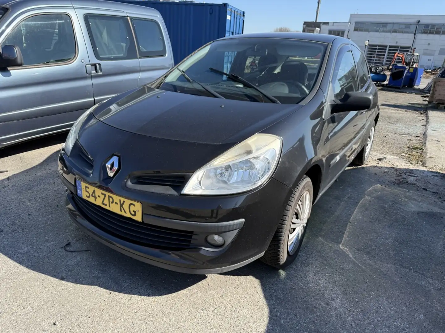 Renault Clio 1.2 Special Line Schwarz - 1