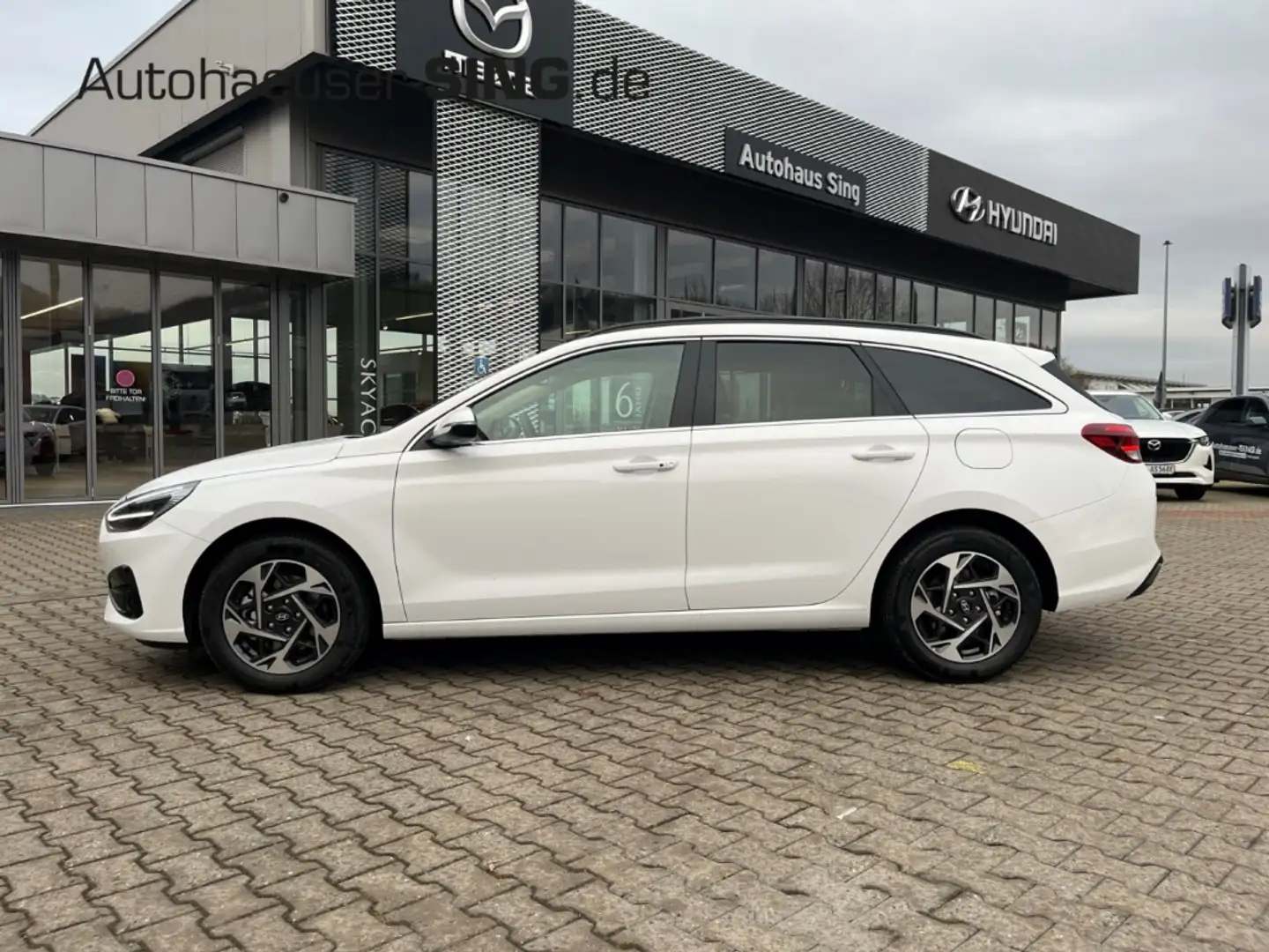 Hyundai i30 Style Automatik Induktion Kamera AppleCar Weiß - 2