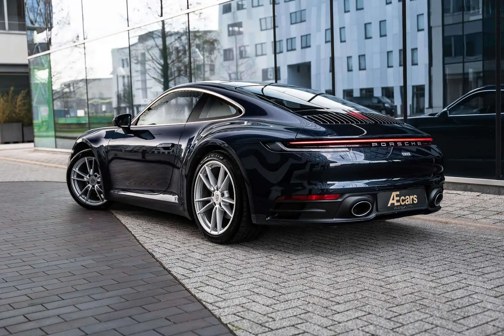 Porsche 992 911 CARRERA 4 *** 1 OWNER / 17.000 KM/ BELGIAN *** Bleu - 1