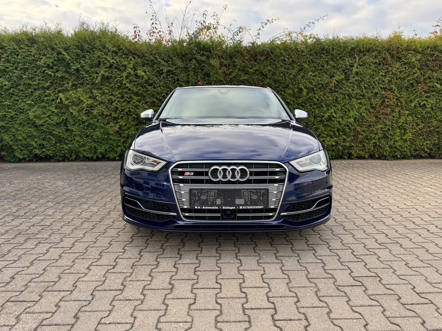 Audi S3 2.0 TFSI quattro S-tronic/Pano/Leder/Navi/B&O/Voll Blau - 2