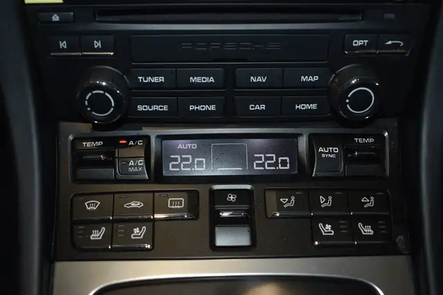 Porsche 911 Carrera //Approved 01/27 //TOP Ansicht 21