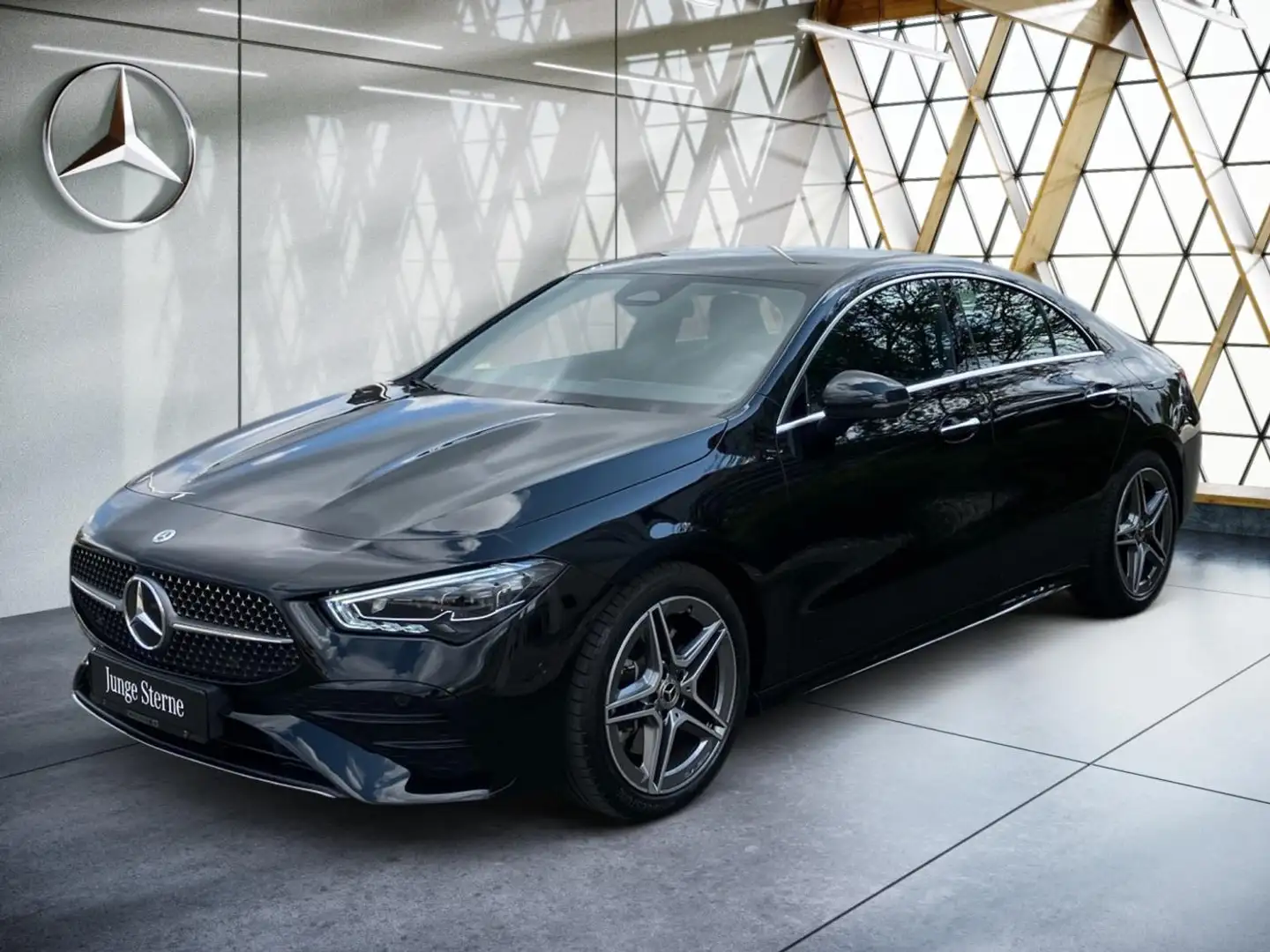 Mercedes-Benz CLA 200 d Coupé AMG AHK*Distronic*Guard-Schutz** Noir - 2