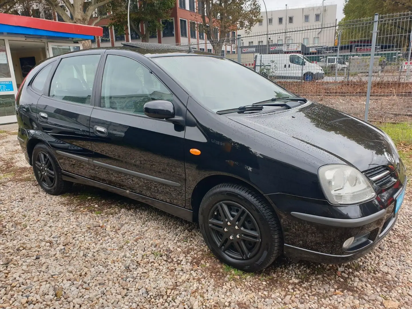 Nissan Almera Tino*Automatikgetriebe*2-Hand*TÜV-Neu* Schwarz - 2