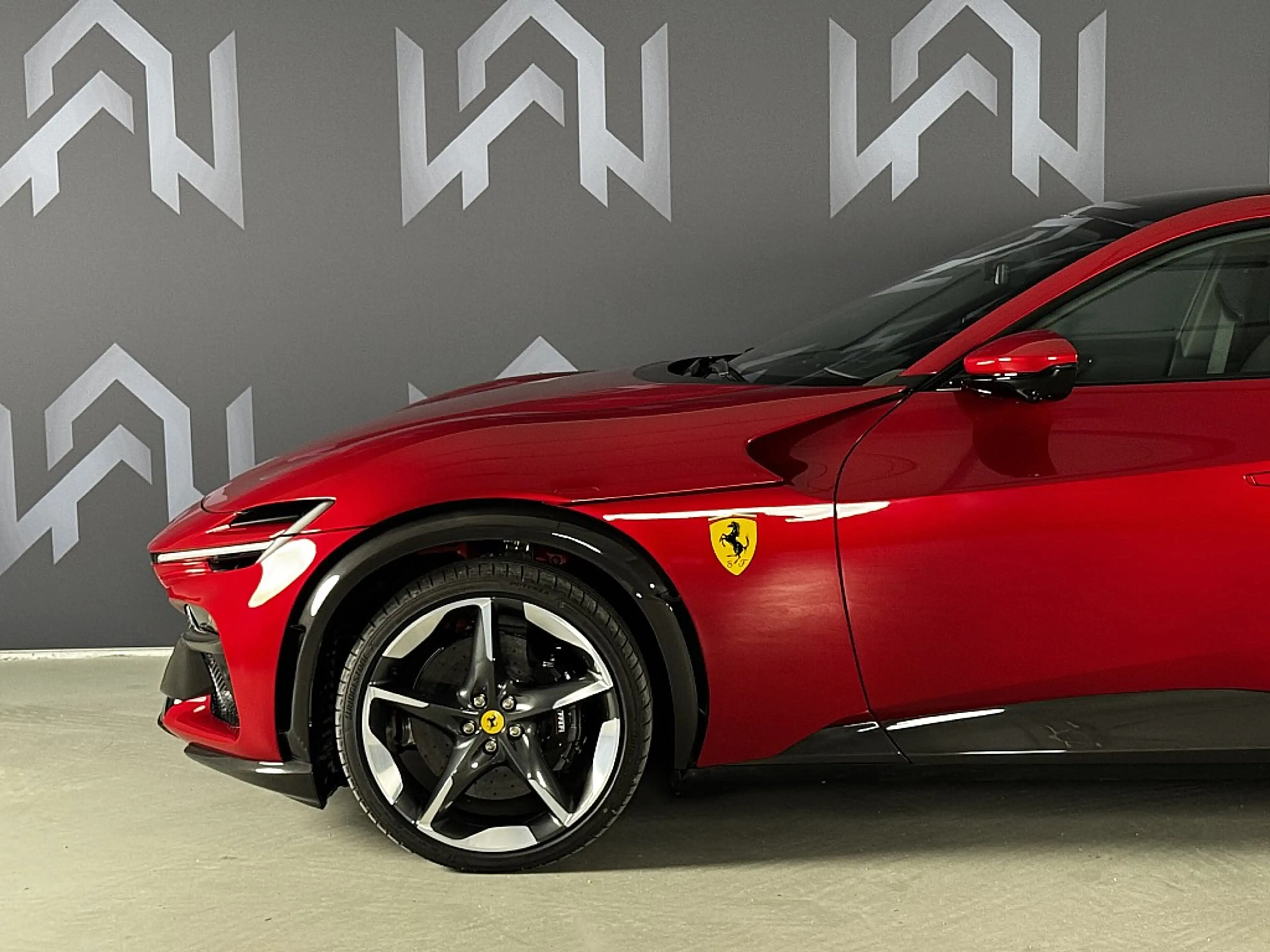 Ferrari Purosangue — photo 10