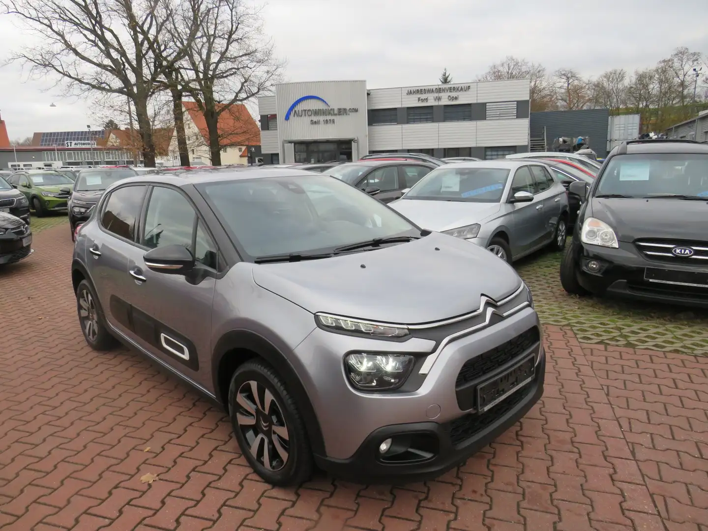 Citroen C3 C3 PureTech MAX*LED+NAVI+CAMERA+PDC* Grau - 1