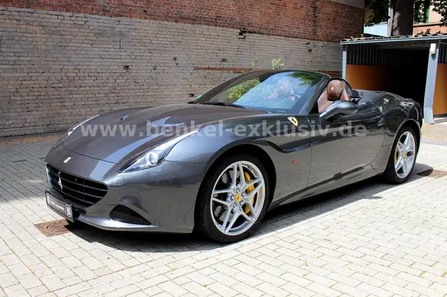 Ferrari California 3.9 V8 T "Tolle Farbkombi"