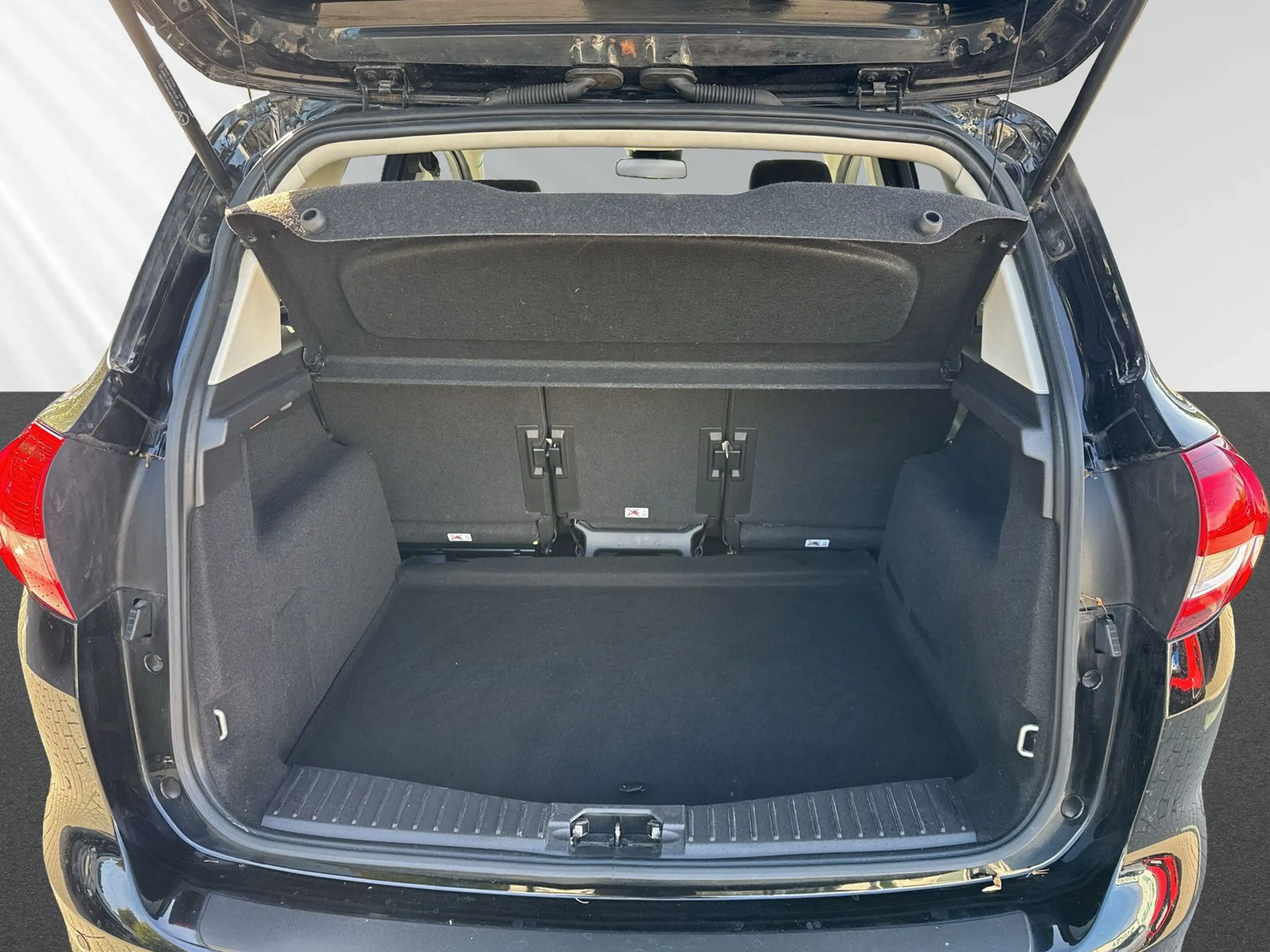 Ford C-Max 1.0 EcoBoost 125PS 6G Titanium S/S+NAV+KAM — photo 6