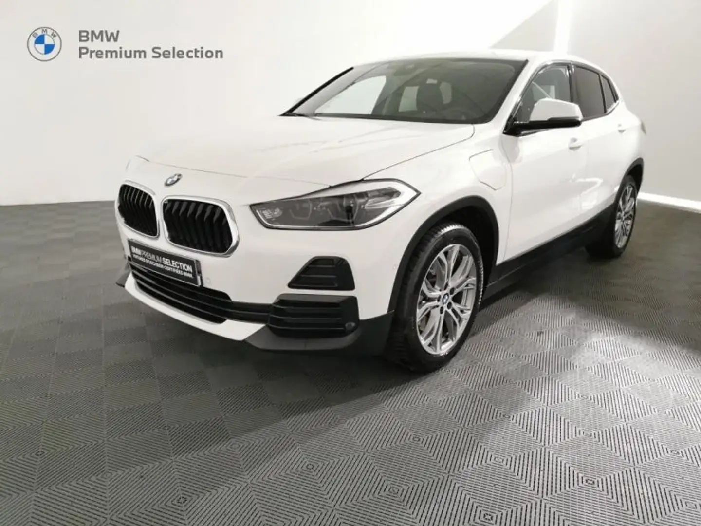 BMW X2 xDrive25eA 220ch Lounge Euro6d-T 6cv Blanc - 1