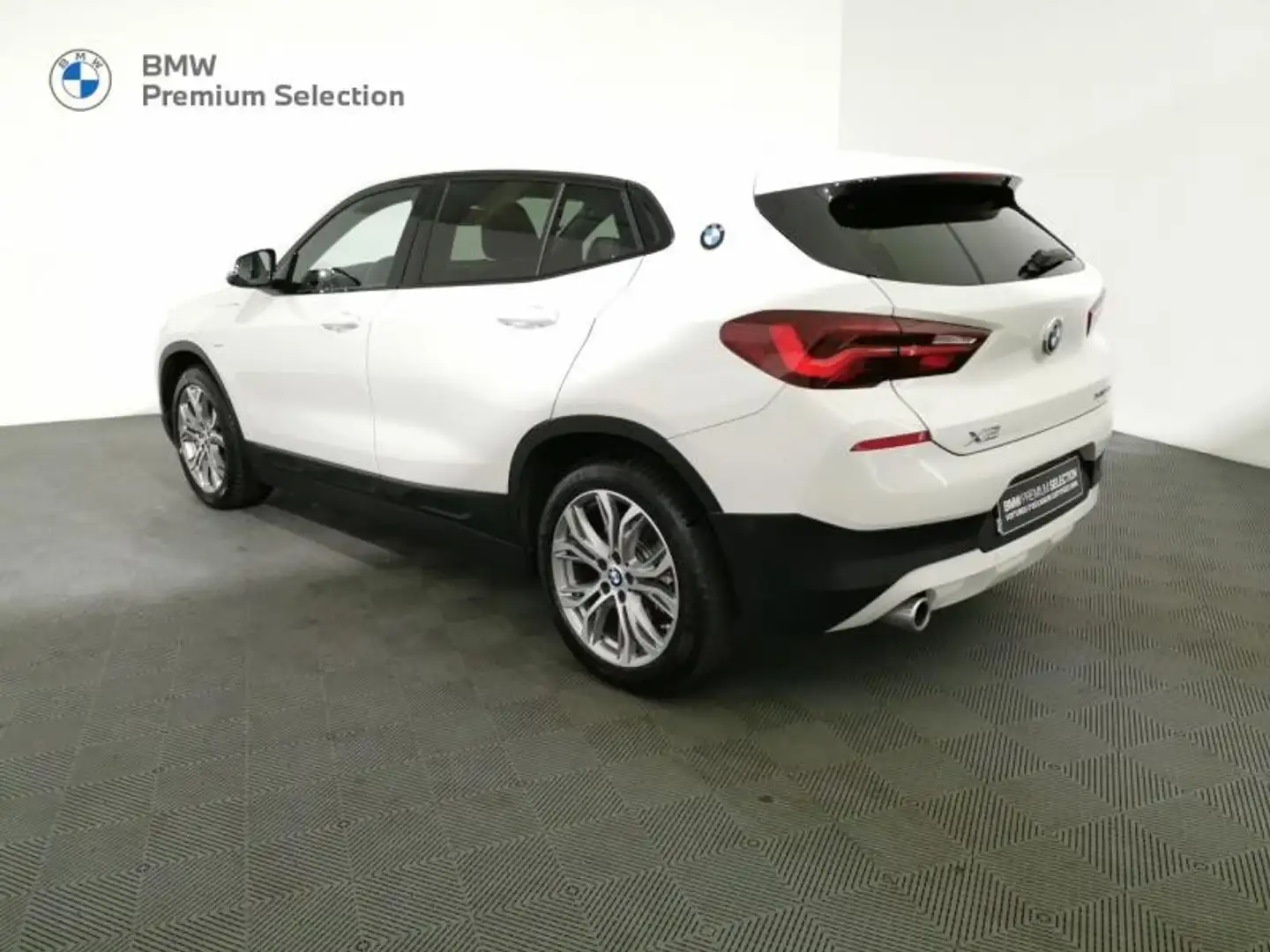 BMW X2 xDrive25eA 220ch Lounge Euro6d-T 6cv Blanc - 2