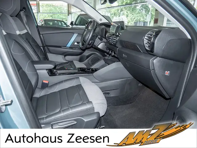 Citroen C4 view 2