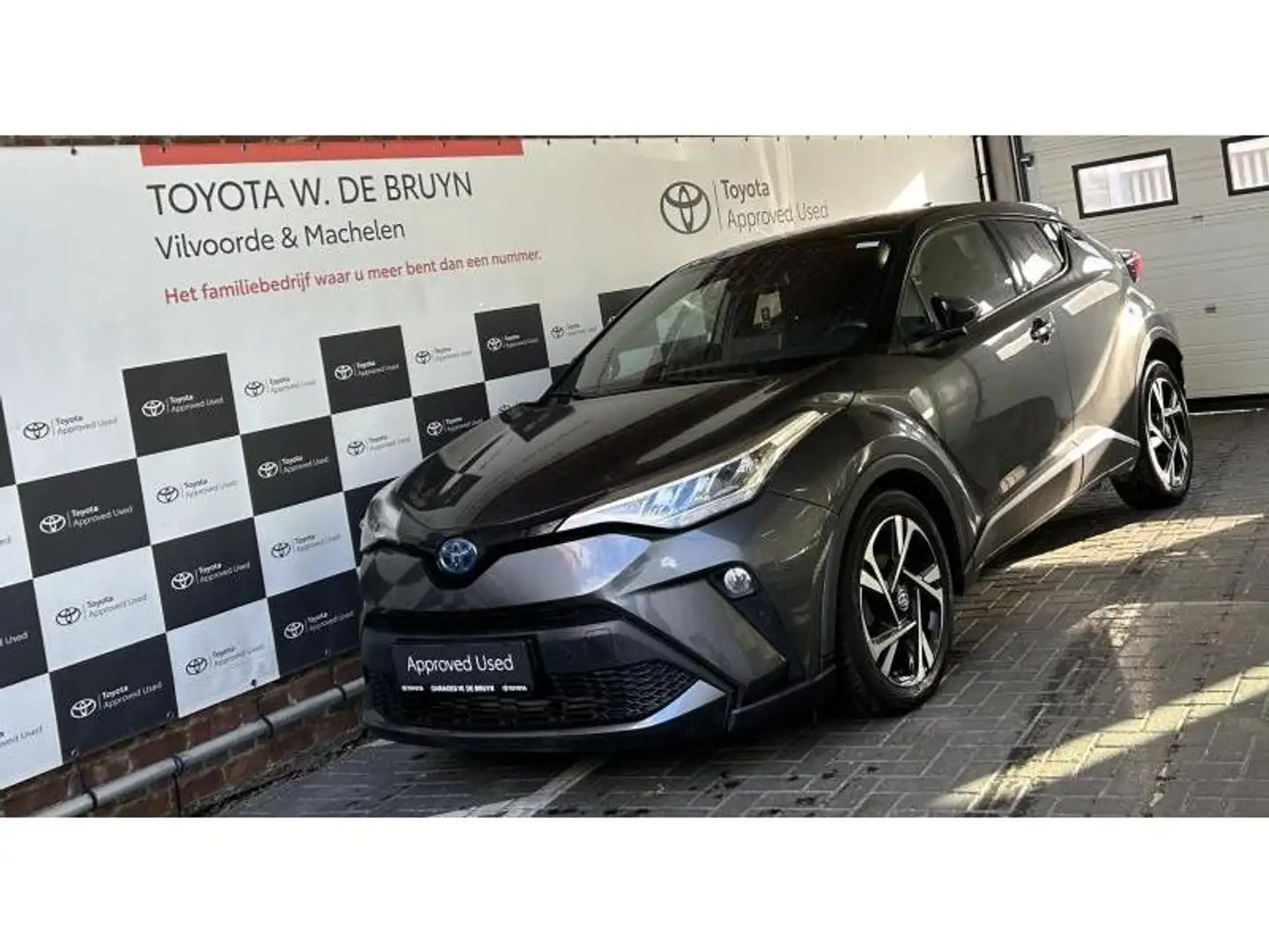 Toyota C-HR C-LUB Bi-Tone Grijs - 1