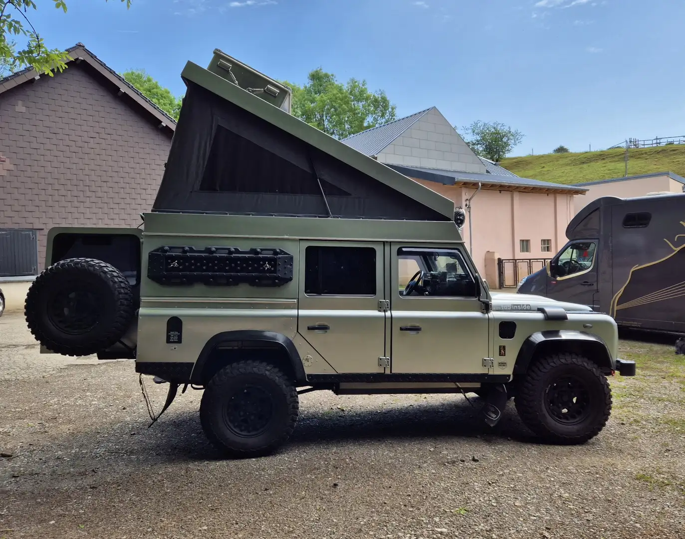 Land Rover Defender 110 E Station Wagon Camper Expedition - 2