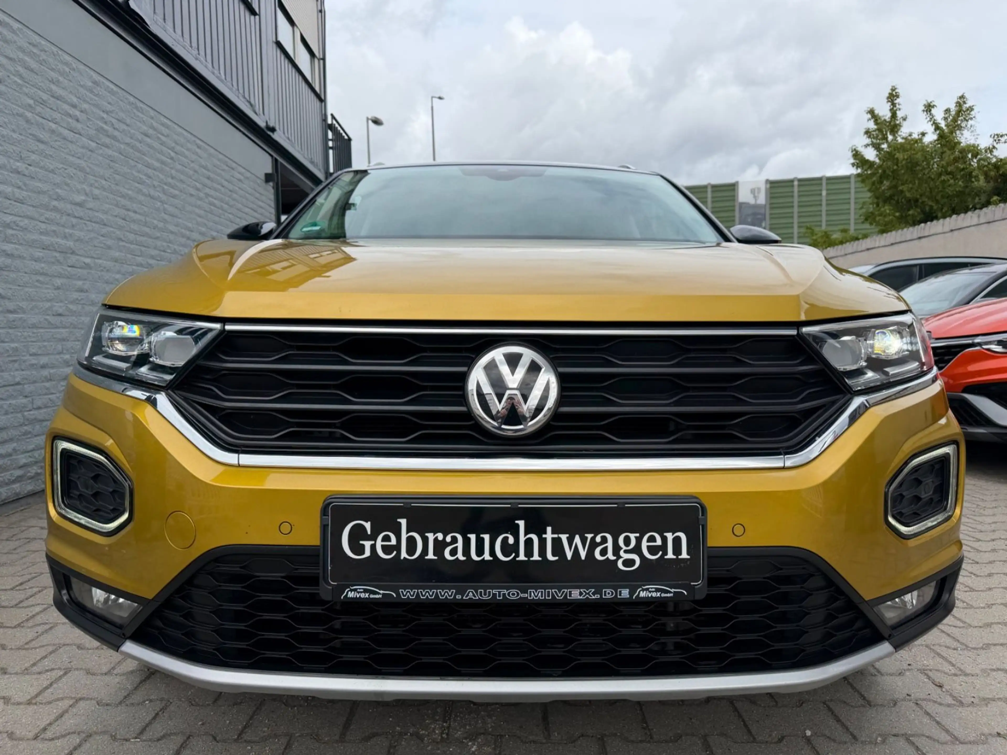 Volkswagen T-Roc 1,5 Style DSG LED — photo 5