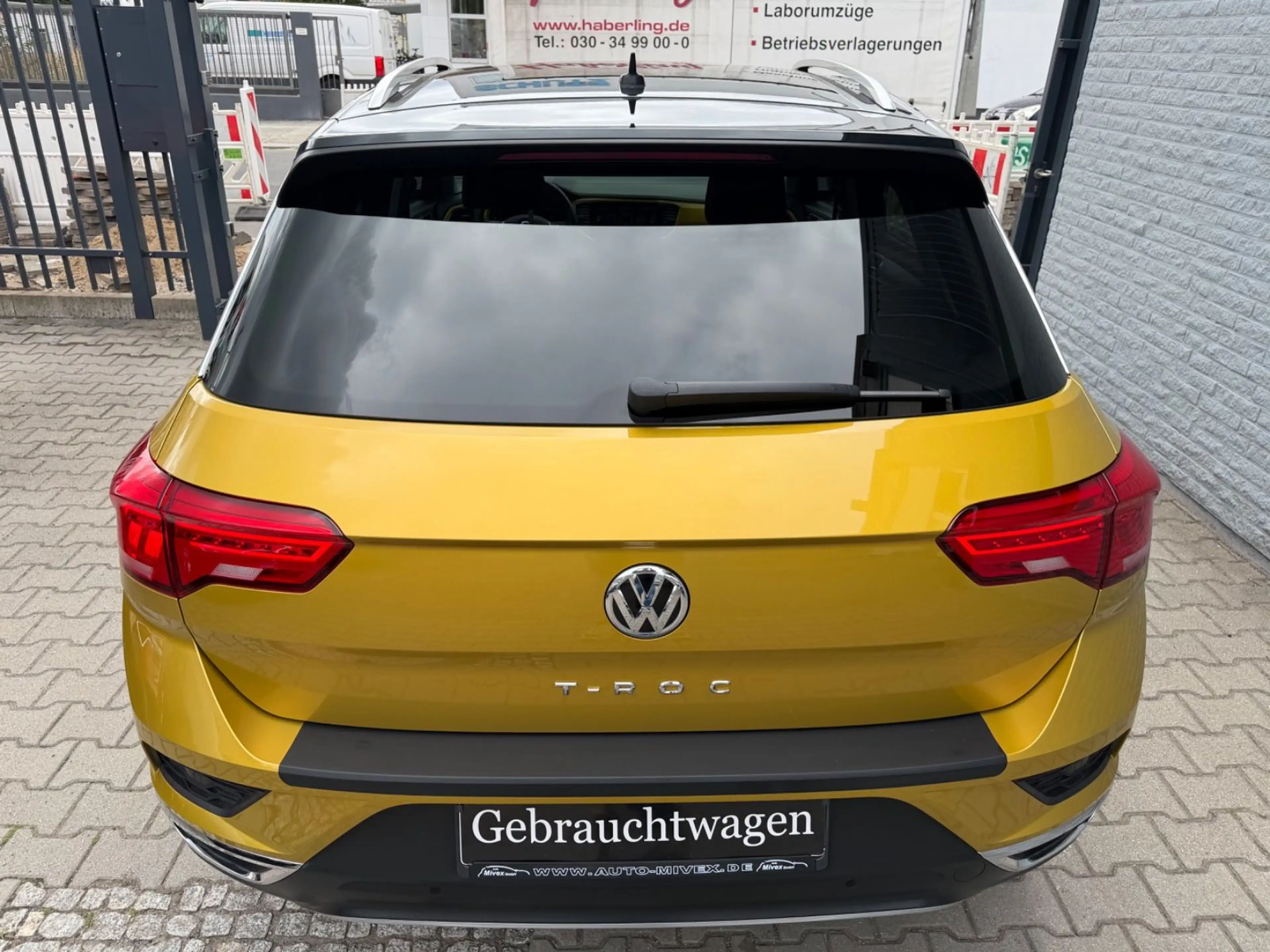 Volkswagen T-Roc 1,5 Style DSG LED — photo 11