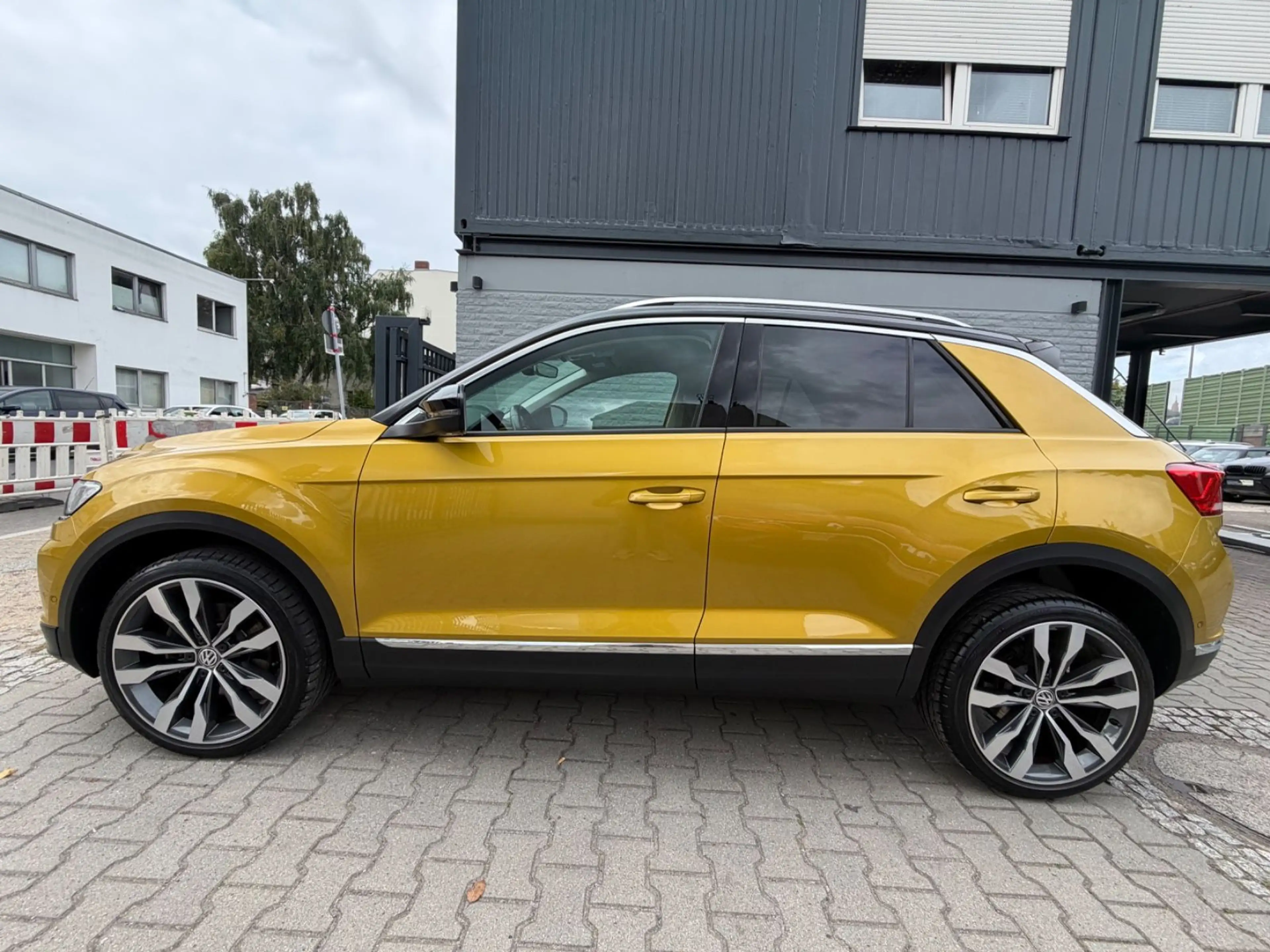 Volkswagen T-Roc 1,5 Style DSG LED — photo 2