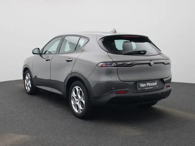 Alfa Romeo Tonale view 2
