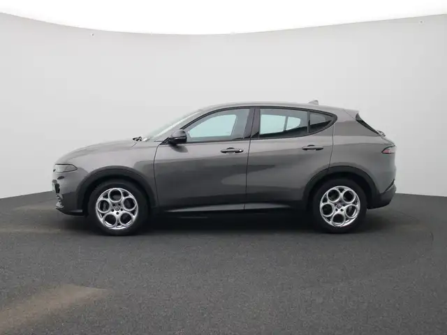 Alfa Romeo Tonale view 4