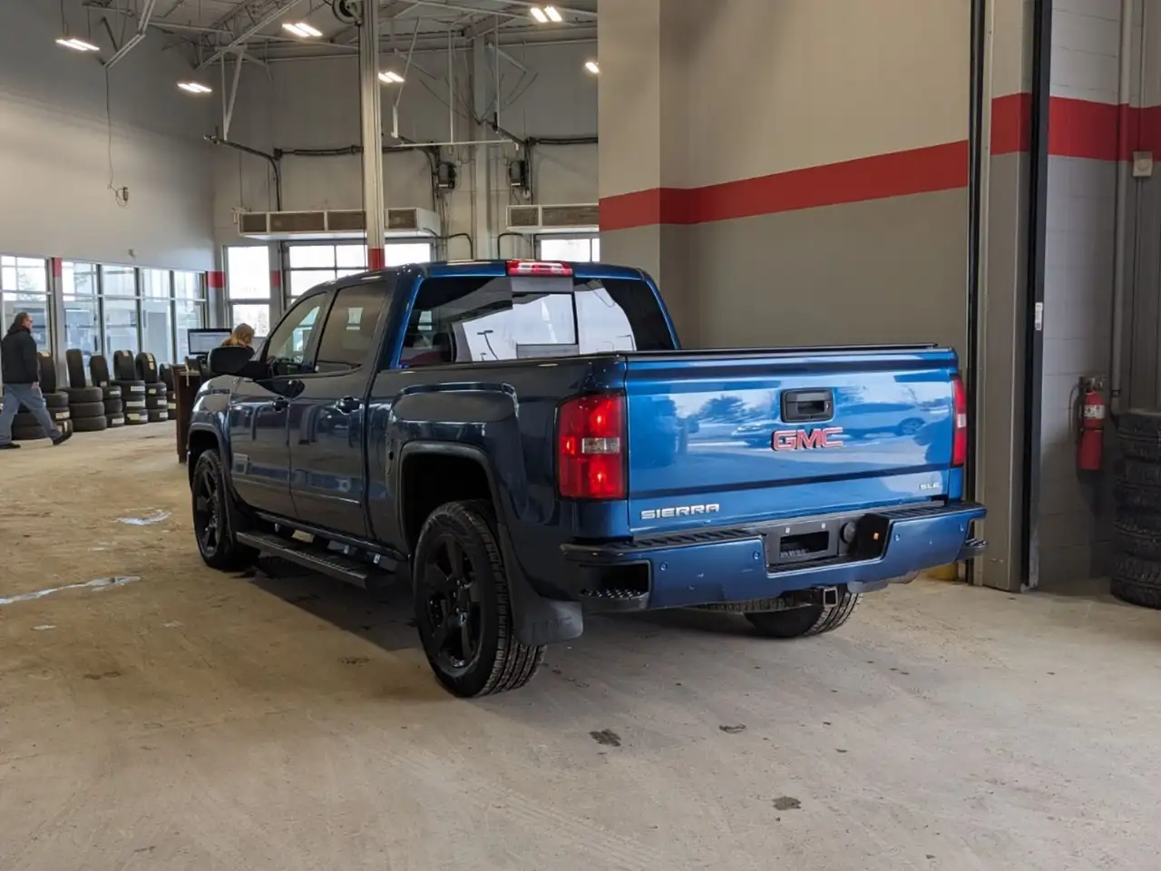 GMC Sierra 1500 снимка GMC Sierra 1500