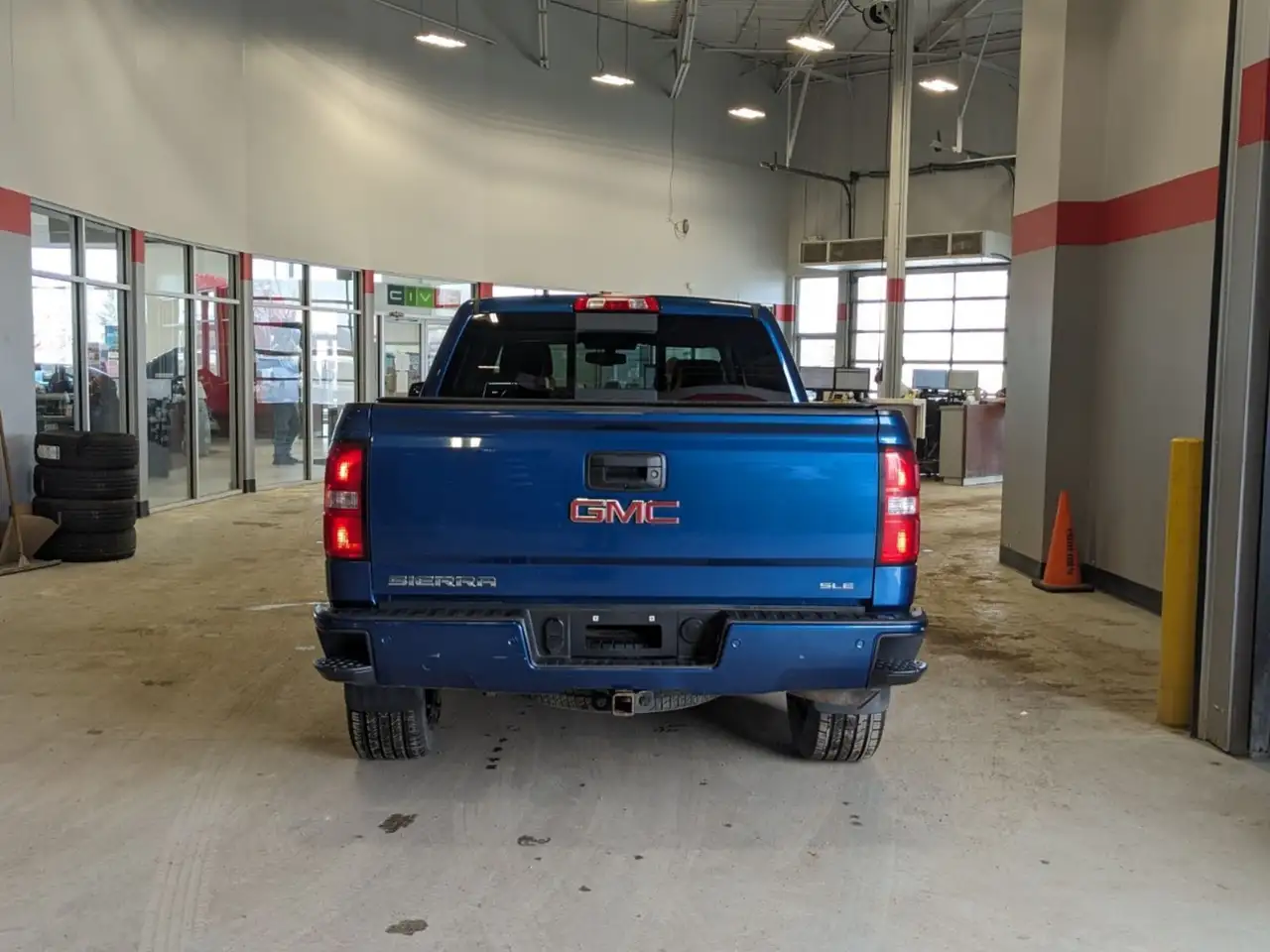 GMC Sierra 1500 снимка GMC Sierra 1500