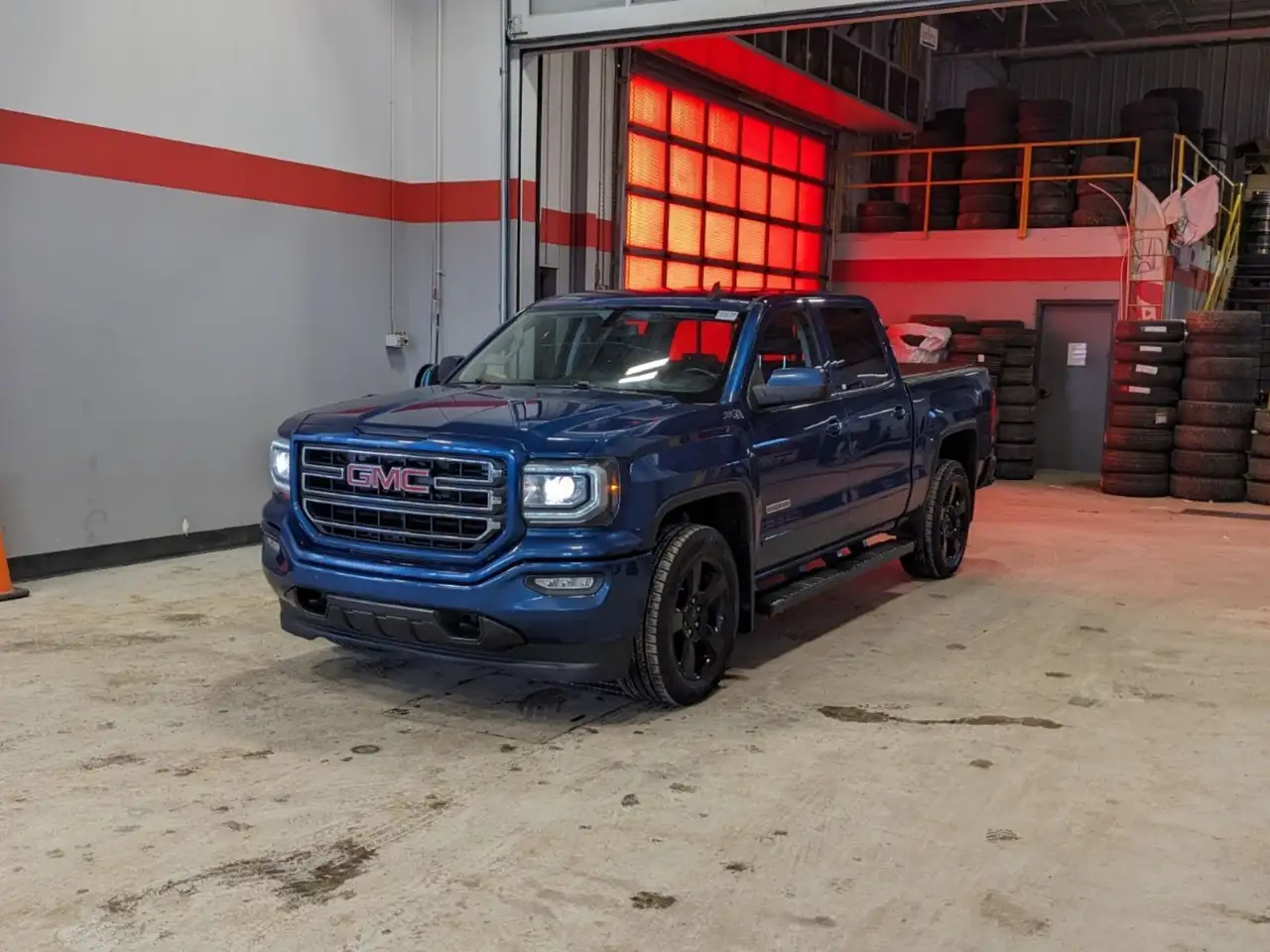 GMC Sierra 1500 снимка GMC Sierra 1500