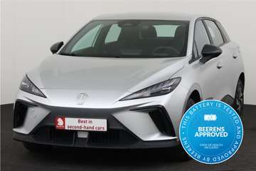 STANDARD LIMOUSINE 51 kWh + CARPLAY + PDC