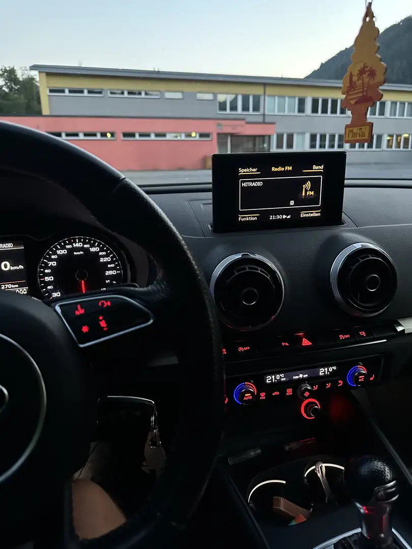 Audi A3 SB quattro Sport 2,0 TDI S-tronic - 2